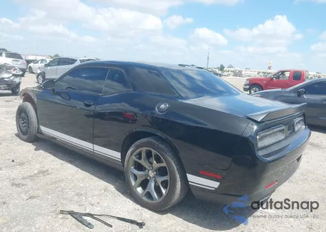 2016 Dodge Challenger Sxt из США, поврежденный, VIN 2C3CDZAG7GH351905